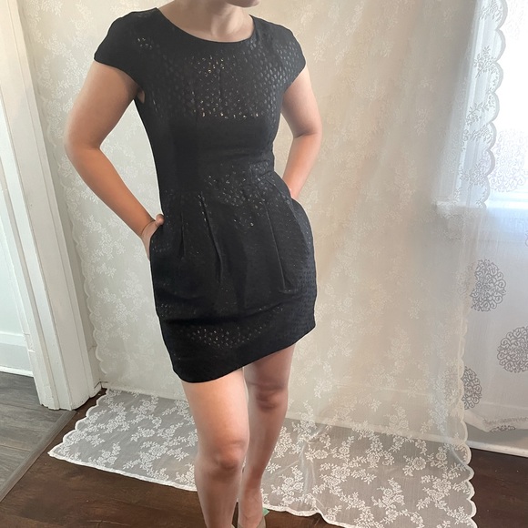 Black Polkadots dress - Picture 2 of 4